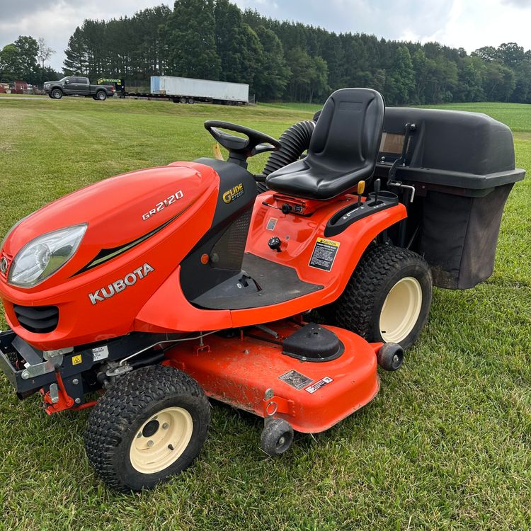 Kubota GR2120